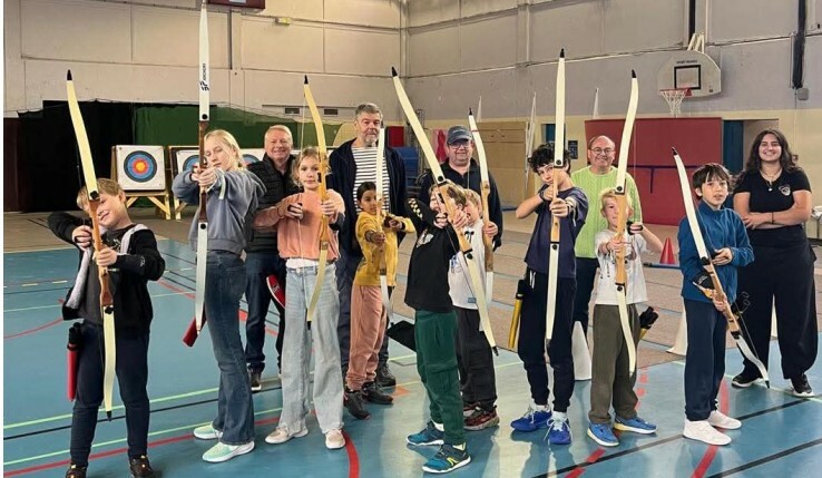 Les Archers Du Moulon toujours très actifs au prêt des jeunes de Gif Sur Yvette et en compétitions