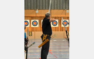 Saint Arnoult - Tir Salle 18m - 01 - Jean au pas de Tir