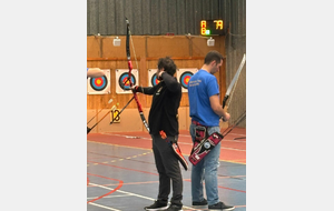 Saint Arnoult - Tir Salle 18m - 01 - Gabriélé au pas de Tir