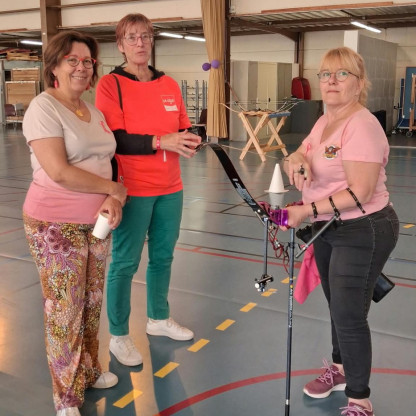 🏹💗 Les Archères et les Archers du Moulon décochent leurs flèches pour Octobre Rose : tous unis pour la bonne cause !